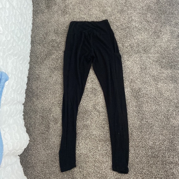 black leggings - Picture 2 of 2